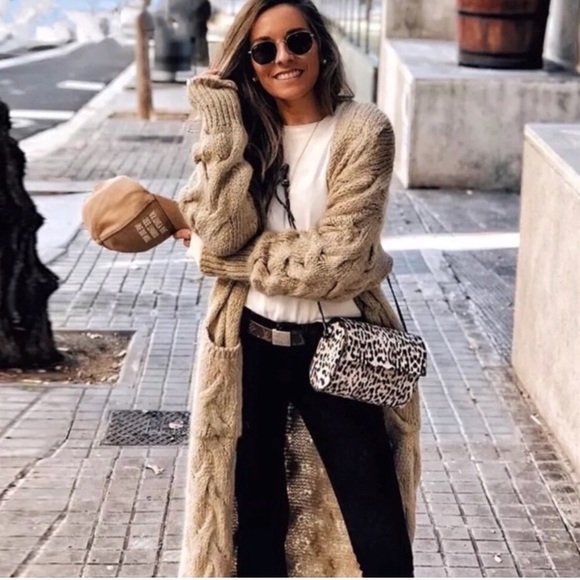 SOLD OUT - Picture 2 of 3